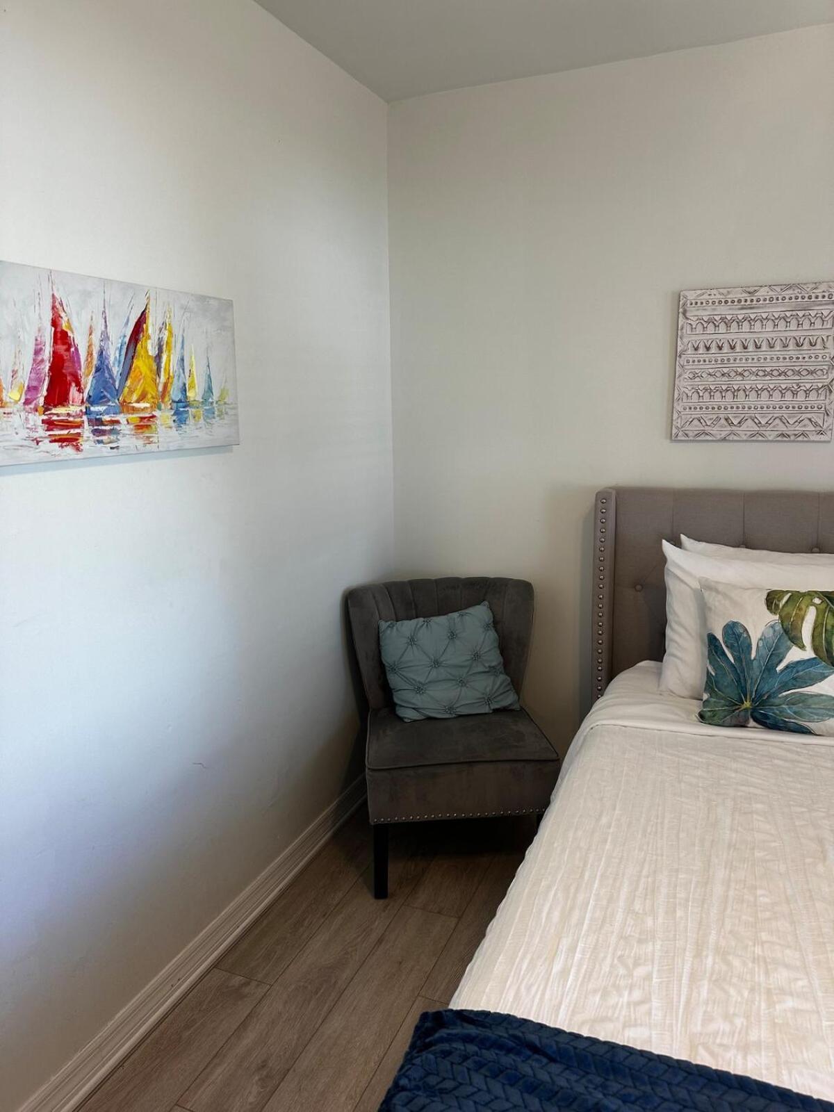 Blue Oasis An Inviting Downtown Retreat Sarasota