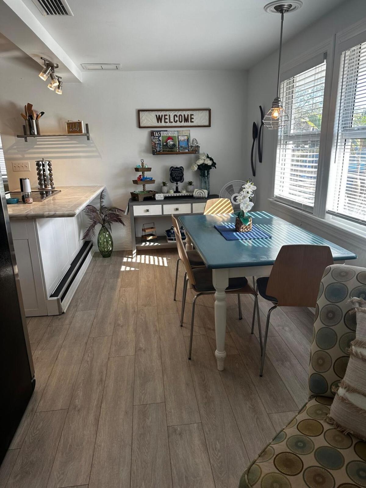 Blue Oasis An Inviting Downtown Retreat * Sarasota