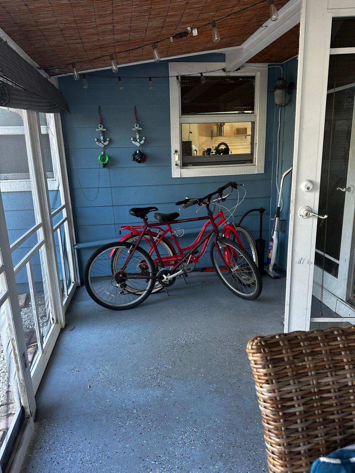 Blue Oasis An Inviting Downtown Retreat Sarasota